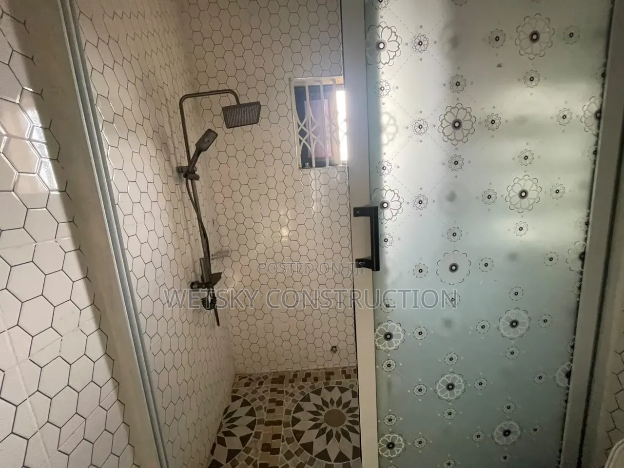 1bdrm Apartment in Awoshie Anyaa Market for rent