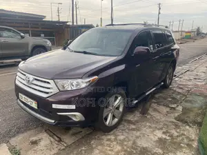 Toyota Highlander 2009 Brown
