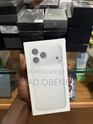 New Apple iPhone 17 Pro Max 256 GB Silver