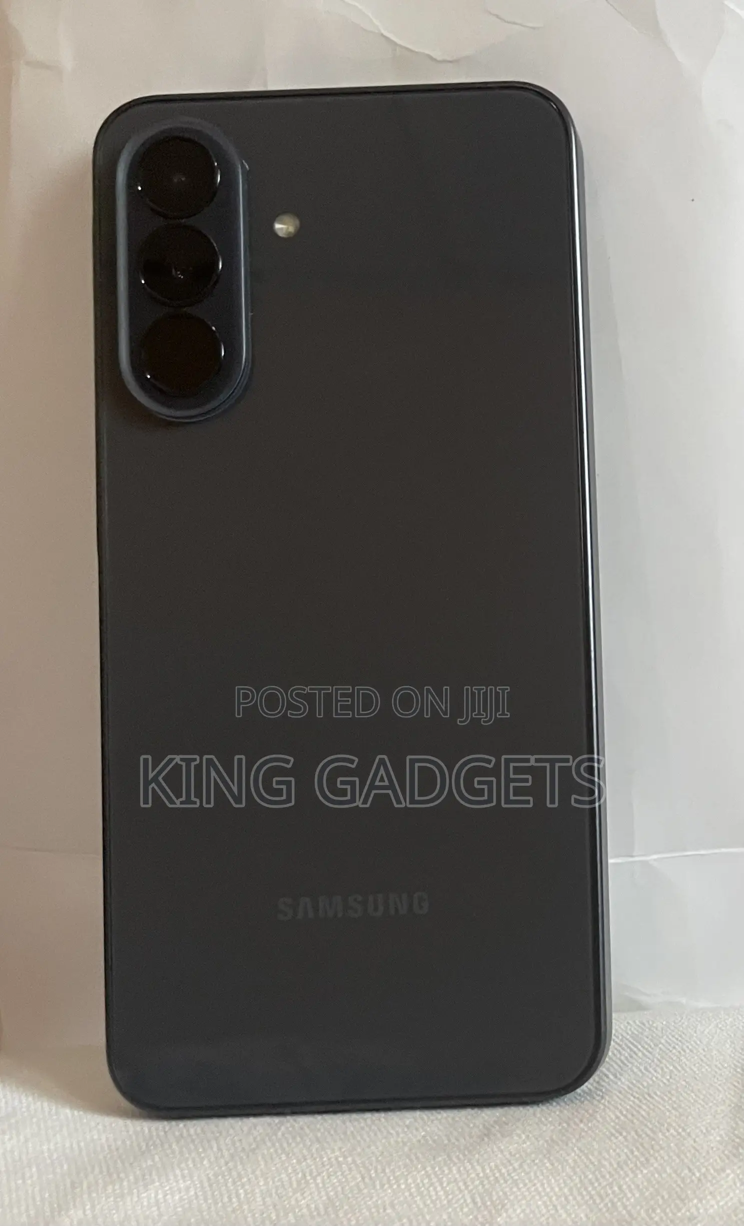 New Samsung Galaxy A37 128 GB Gray
