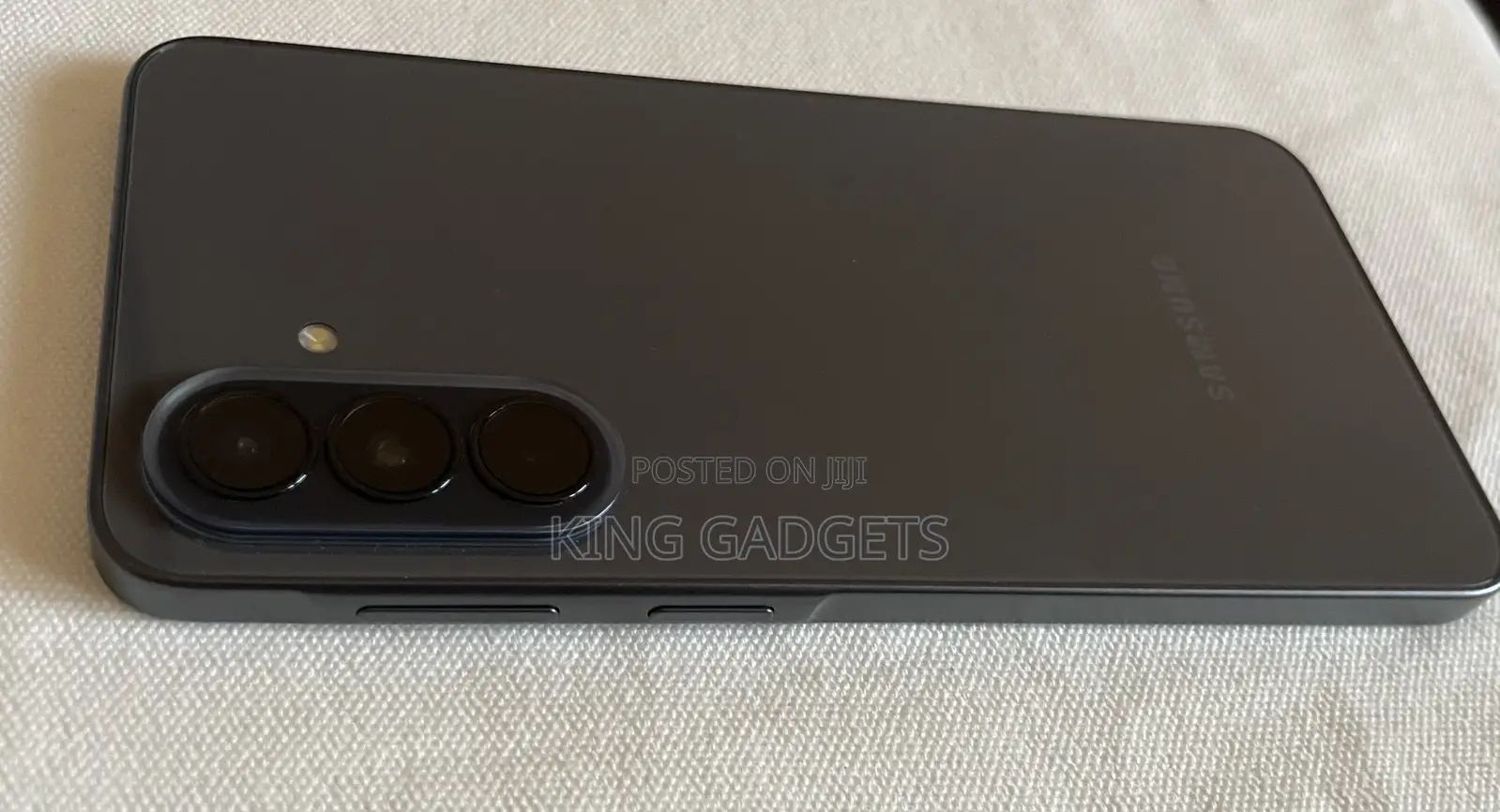 New Samsung Galaxy A37 128 GB Gray