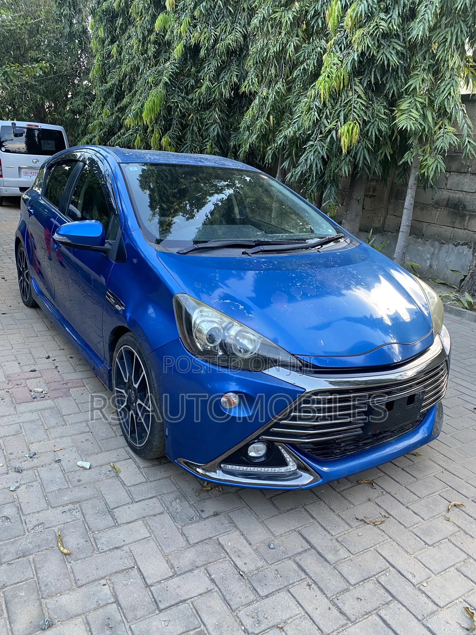 Toyota Aqua 2015 Blue