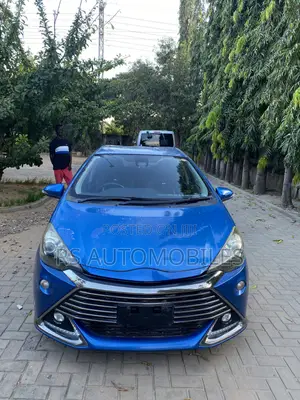 Toyota Aqua 2015 Blue