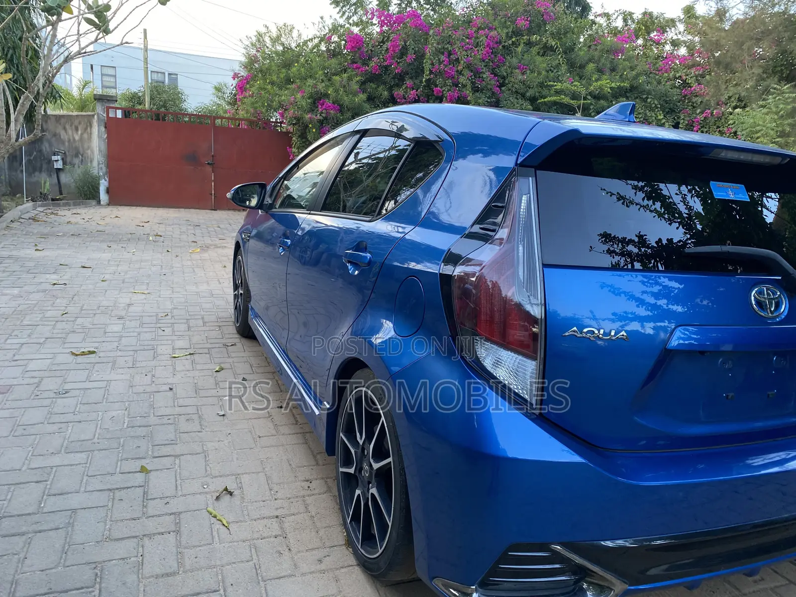 Toyota Aqua 2015 Blue