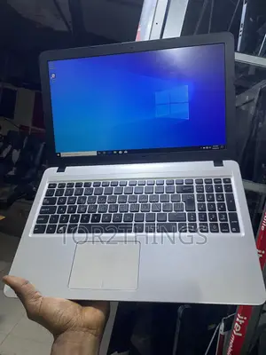 Laptop Asus 4GB Intel HDD 500GB