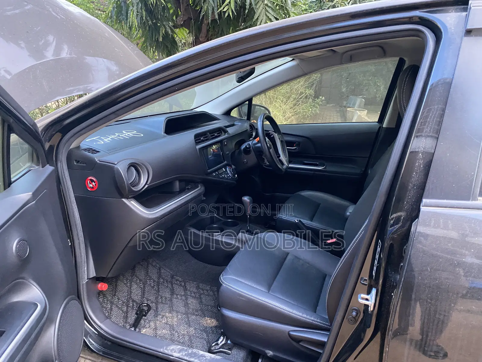 Toyota Aqua 2015 Black