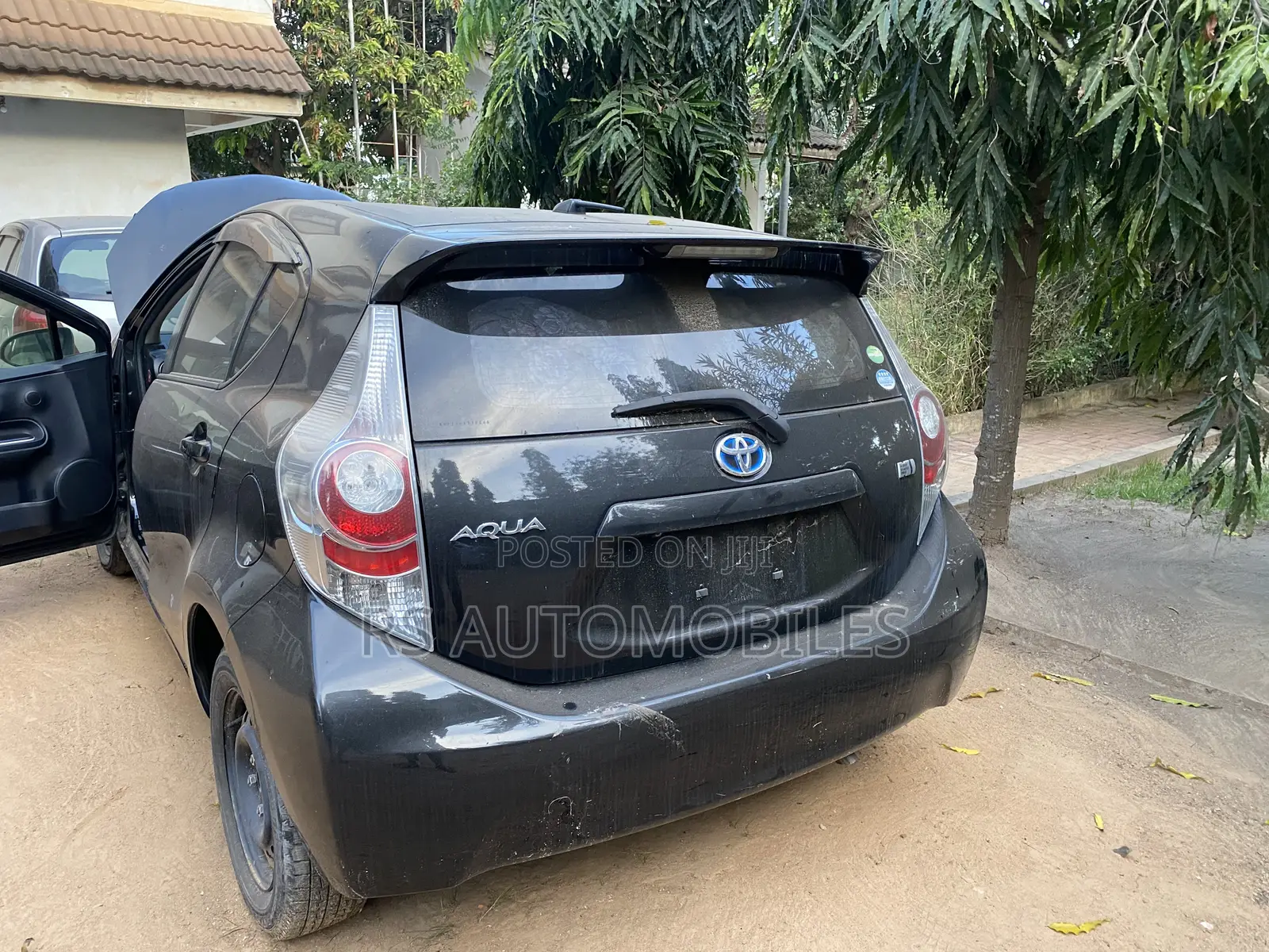 Toyota Aqua 2015 Black