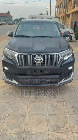Toyota Land Cruiser Prado 2012 Black