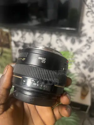 Canon 50mm F1.4