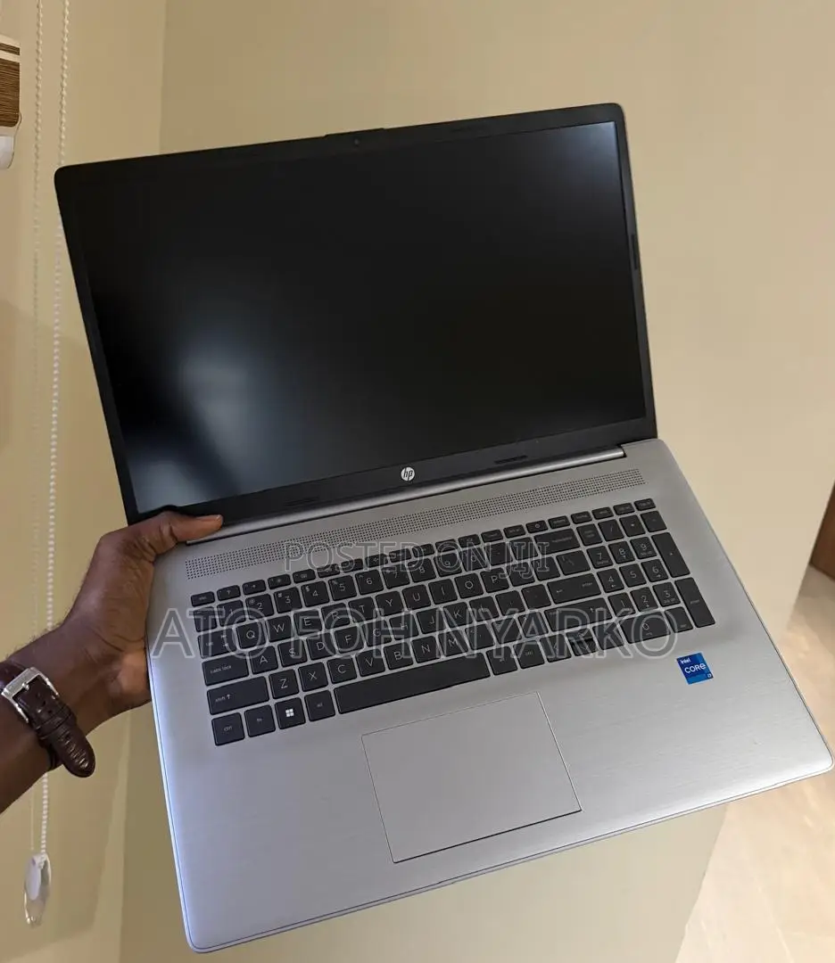 Laptop HP ProBook 470 16GB Intel Core i7 SSD 512GB