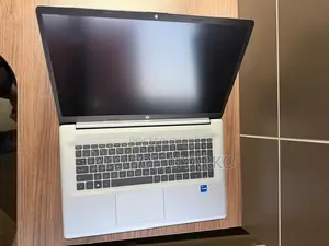 Laptop HP ProBook 470 16GB Intel Core i7 SSD 512GB