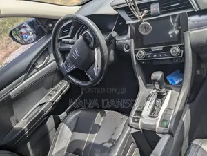 Honda Civic Touring 4dr Sedan (1.5L 4cyl) 2016 Black