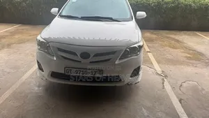 Toyota Corolla S Special Edition 4dr Sedan (1.8L 4cyl 4A) 2013 White