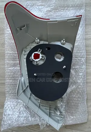 Toyota Yaris 2007-2008 Taillight