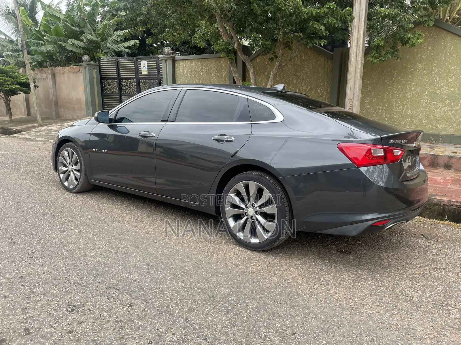 Chevrolet Malibu Premier w/2LZ 2017 Gray