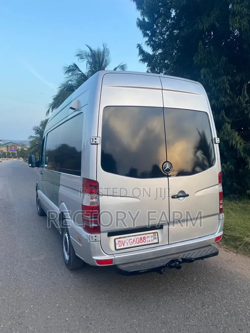 Mercedes-Benz Sprinter 2007 Green