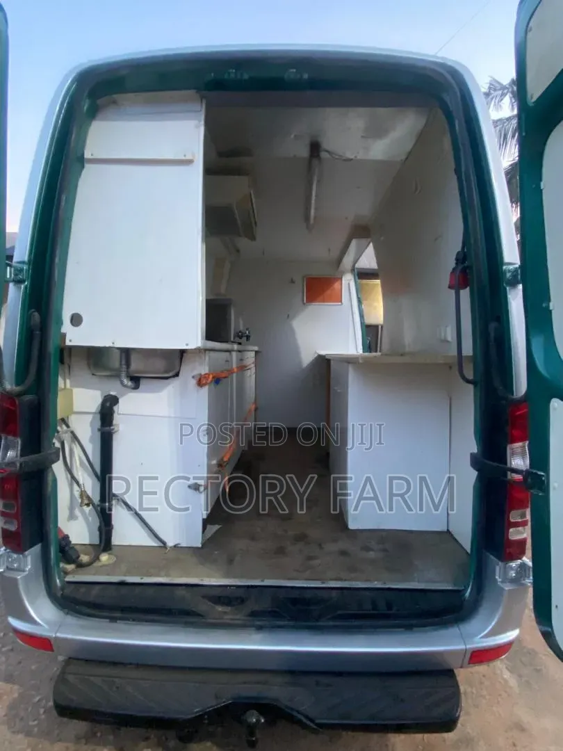 Mercedes-Benz Sprinter 2007 Green