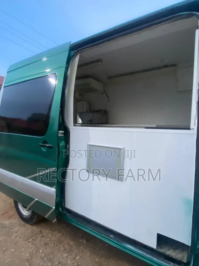 Mercedes-Benz Sprinter 2007 Green