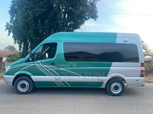 Mercedes-Benz Sprinter 2007 Green