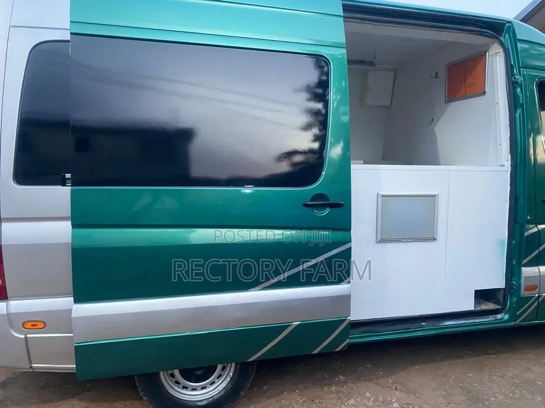 Mercedes-Benz Sprinter 2007 Green