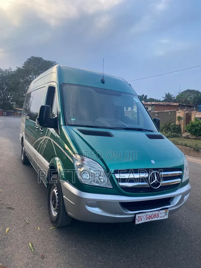 Mercedes-Benz Sprinter 2007 Green