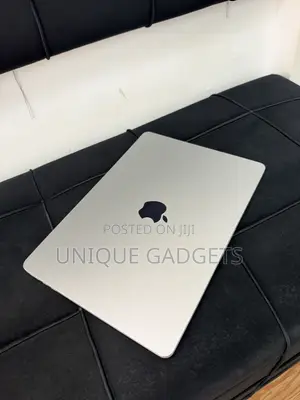 Laptop Apple MacBook Air 2026 M5 16GB Apple M5 SSD 512GB