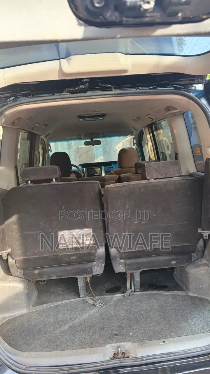 Toyota Voxy 2013 Black
