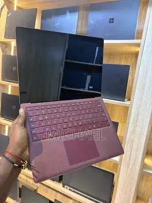 Laptop Microsoft Surface Laptop 8GB Intel Core i5 SSD 256GB