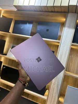 Laptop Microsoft Surface Laptop 8GB Intel Core i5 SSD 256GB