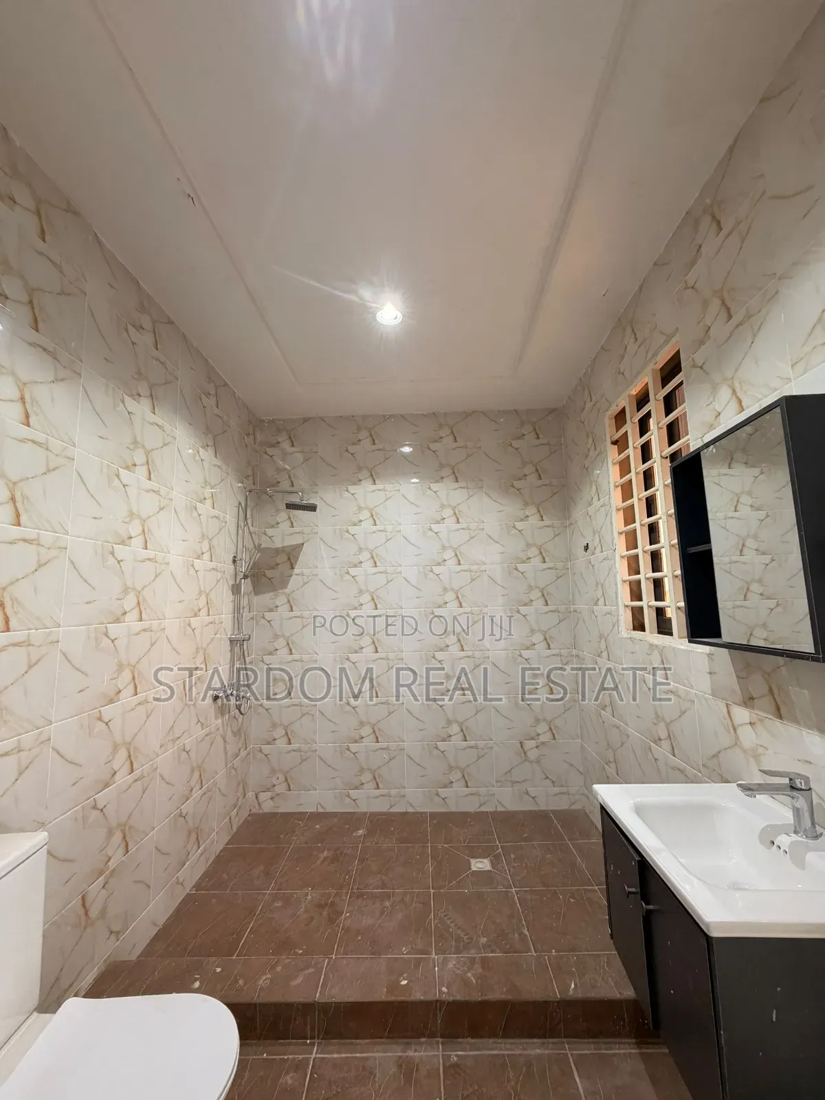 3bdrm Duplex in East Legon Hills for rent