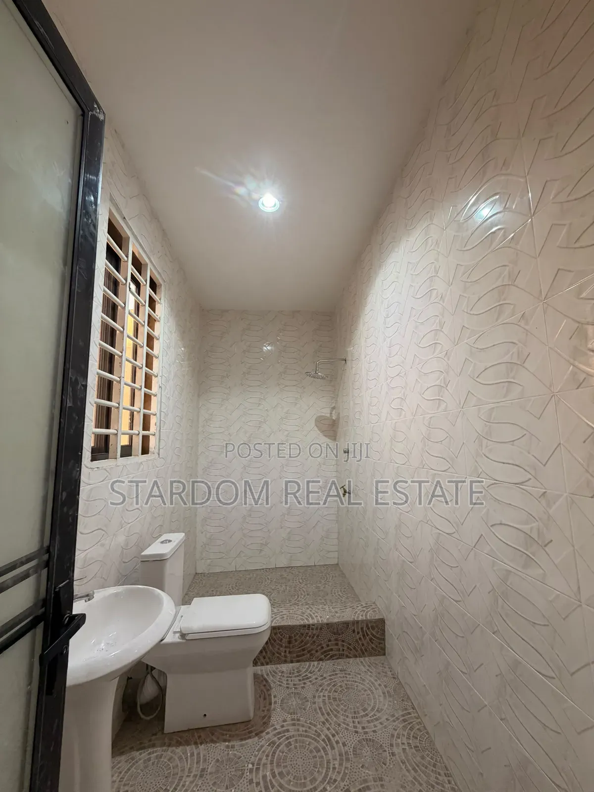 3bdrm Duplex in East Legon Hills for rent