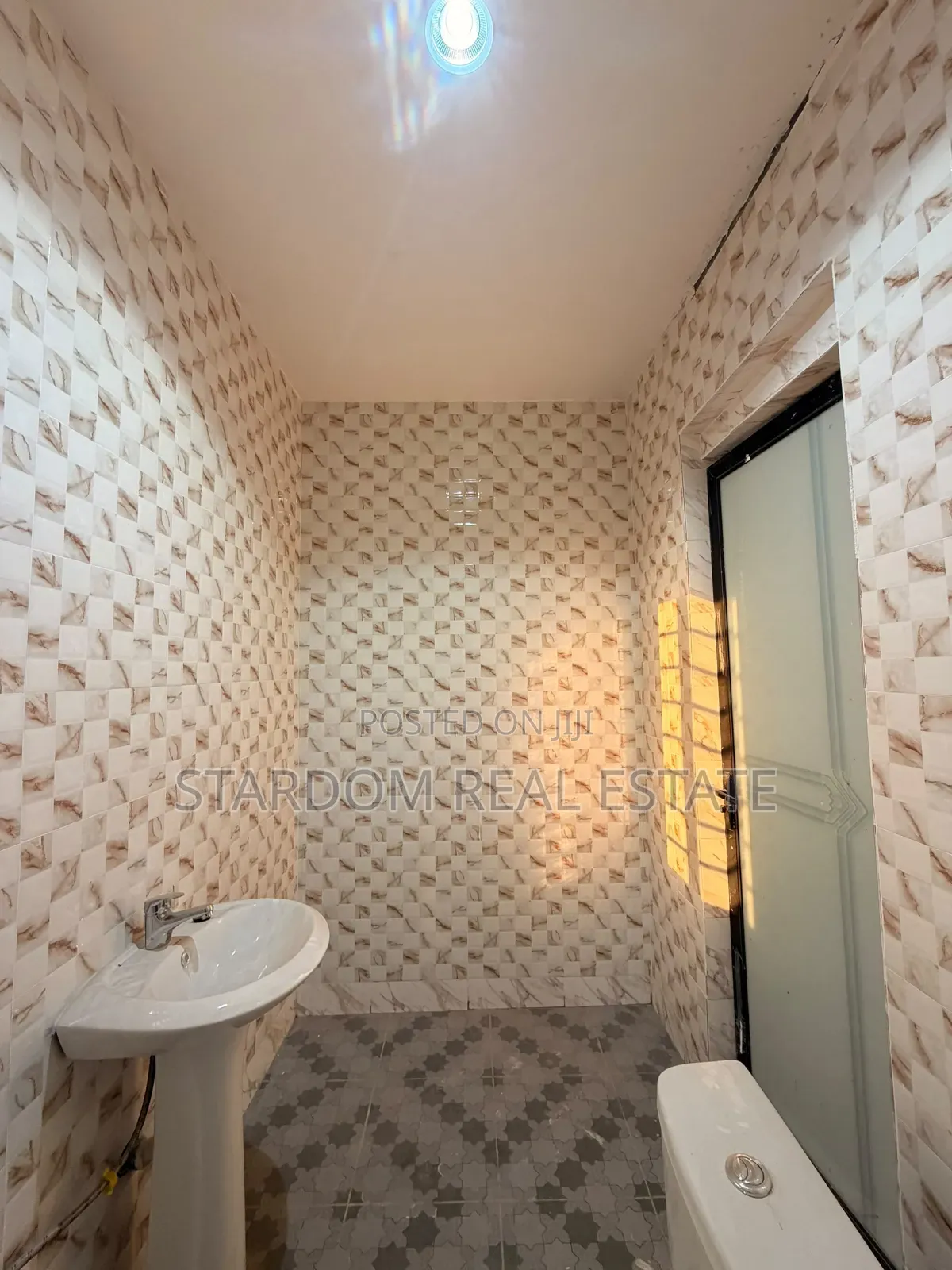 3bdrm Duplex in East Legon Hills for rent