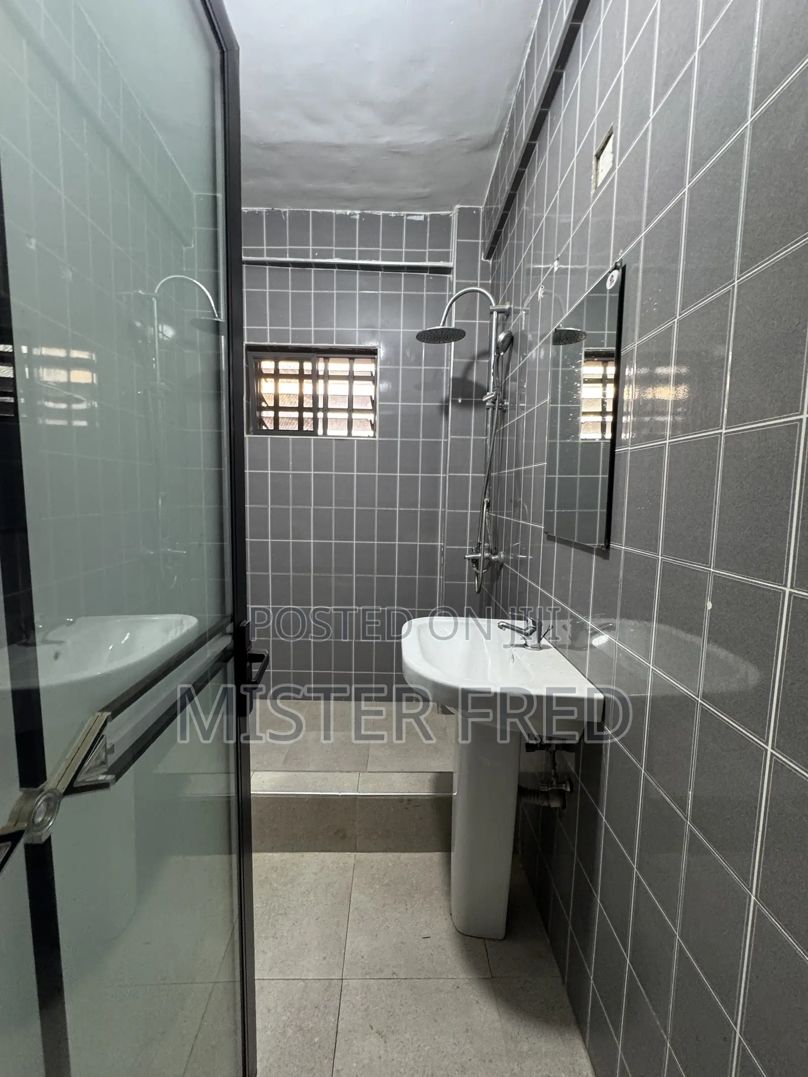 1bdrm Apartment in Redtop, Weija for rent