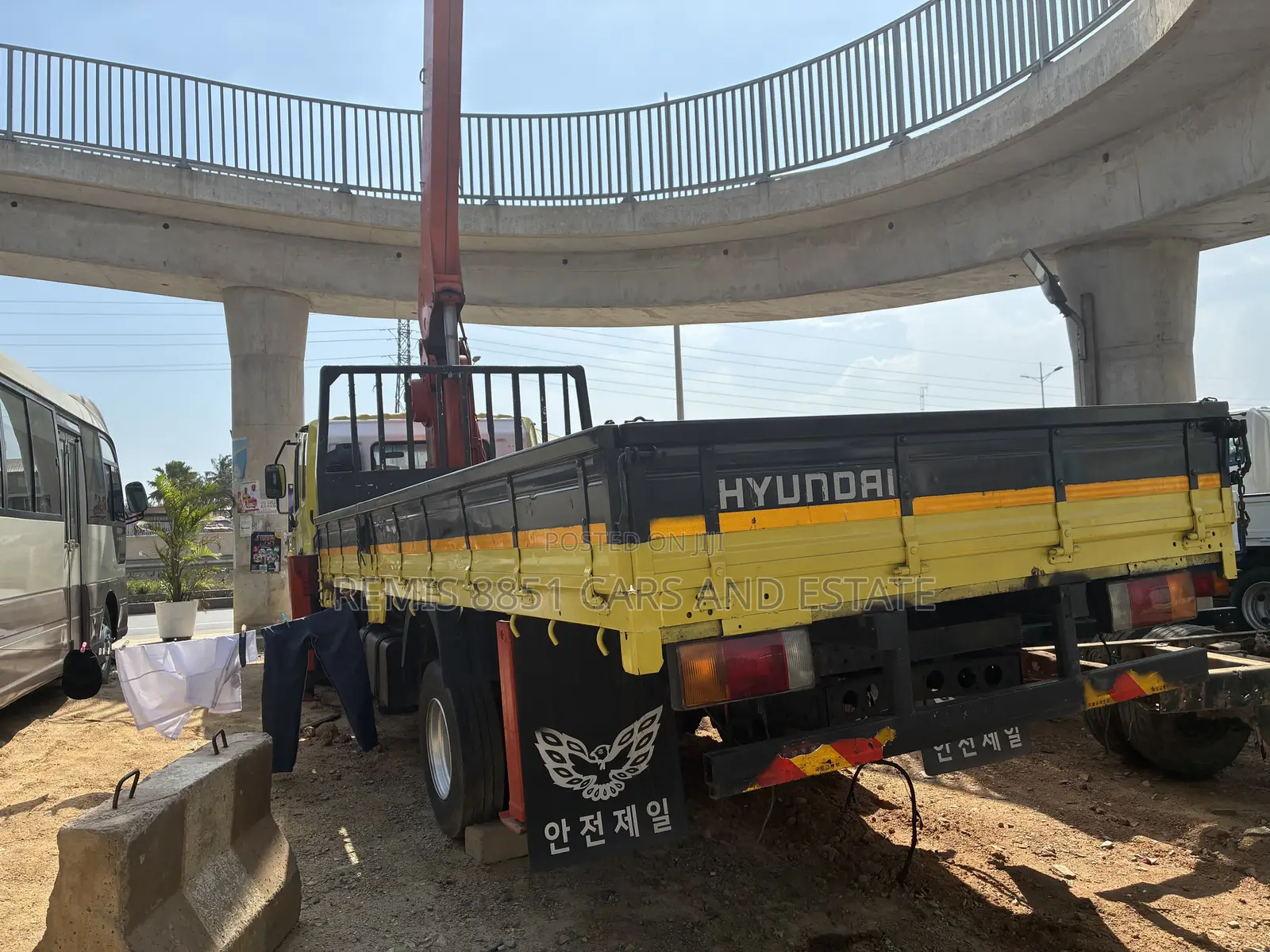 Hyundai Mega Crane Truck for Sale