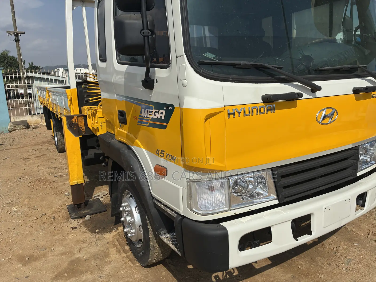 Hyundai Mega Crane Truck for Sale