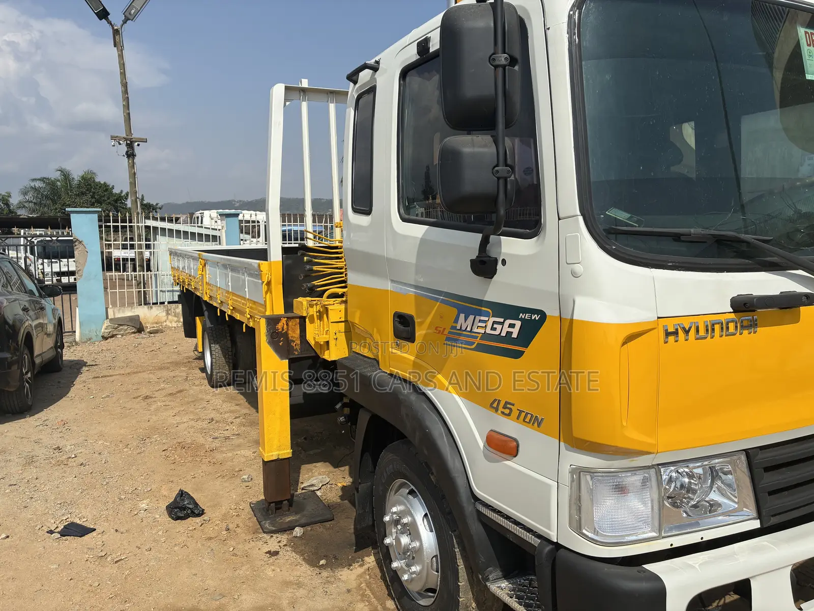 Hyundai Mega Crane Truck for Sale