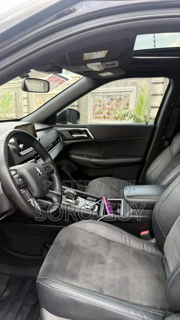 Mitsubishi Outlander Sport 2023 Black