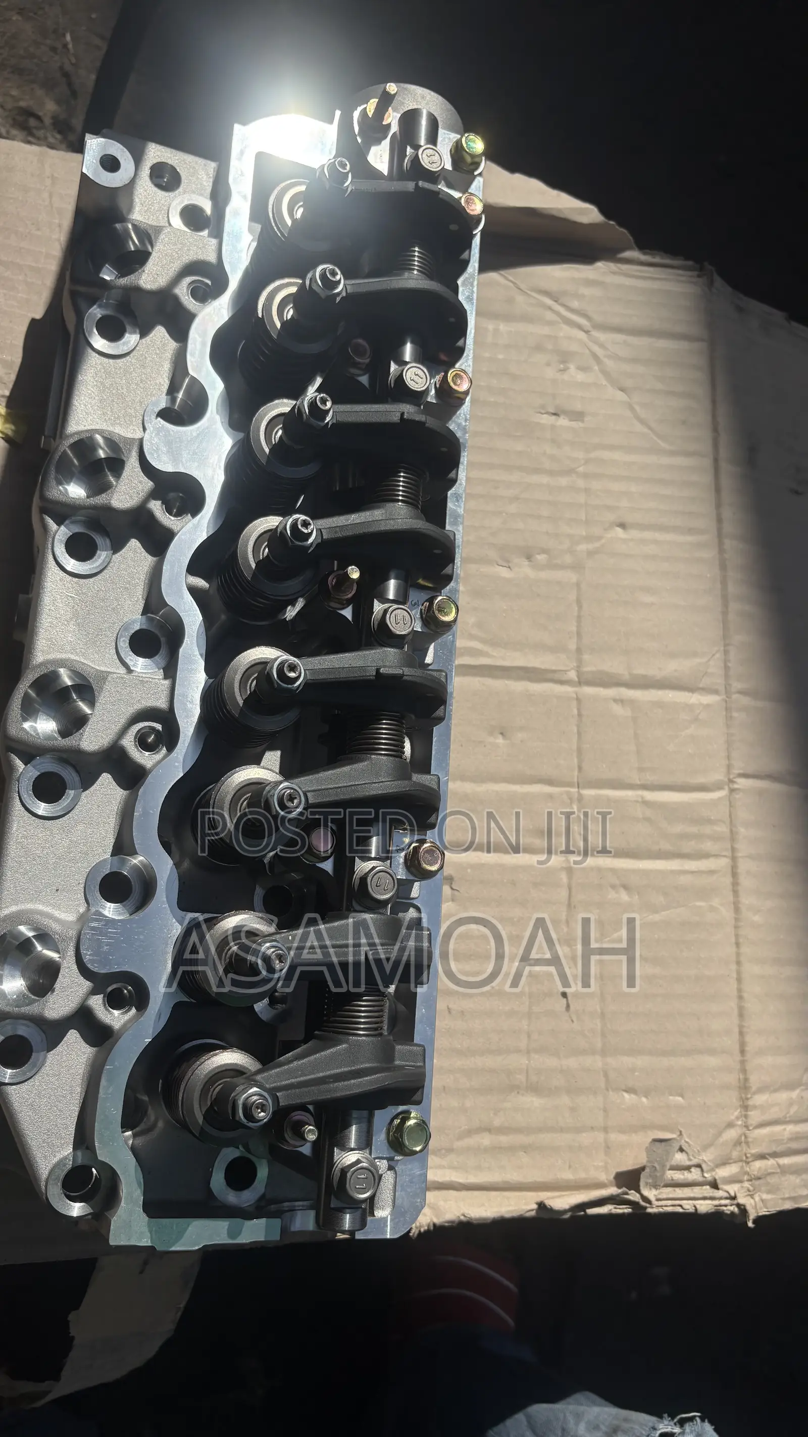 H100 / Hyundai Grace Engine Head
