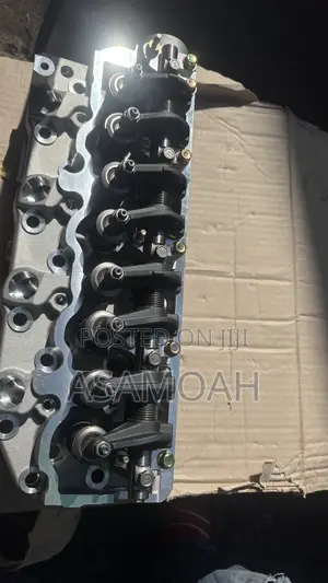 H100 / Hyundai Grace Engine Head
