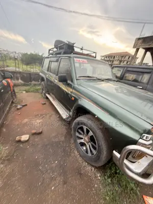 Nissan Patrol 1993 Green