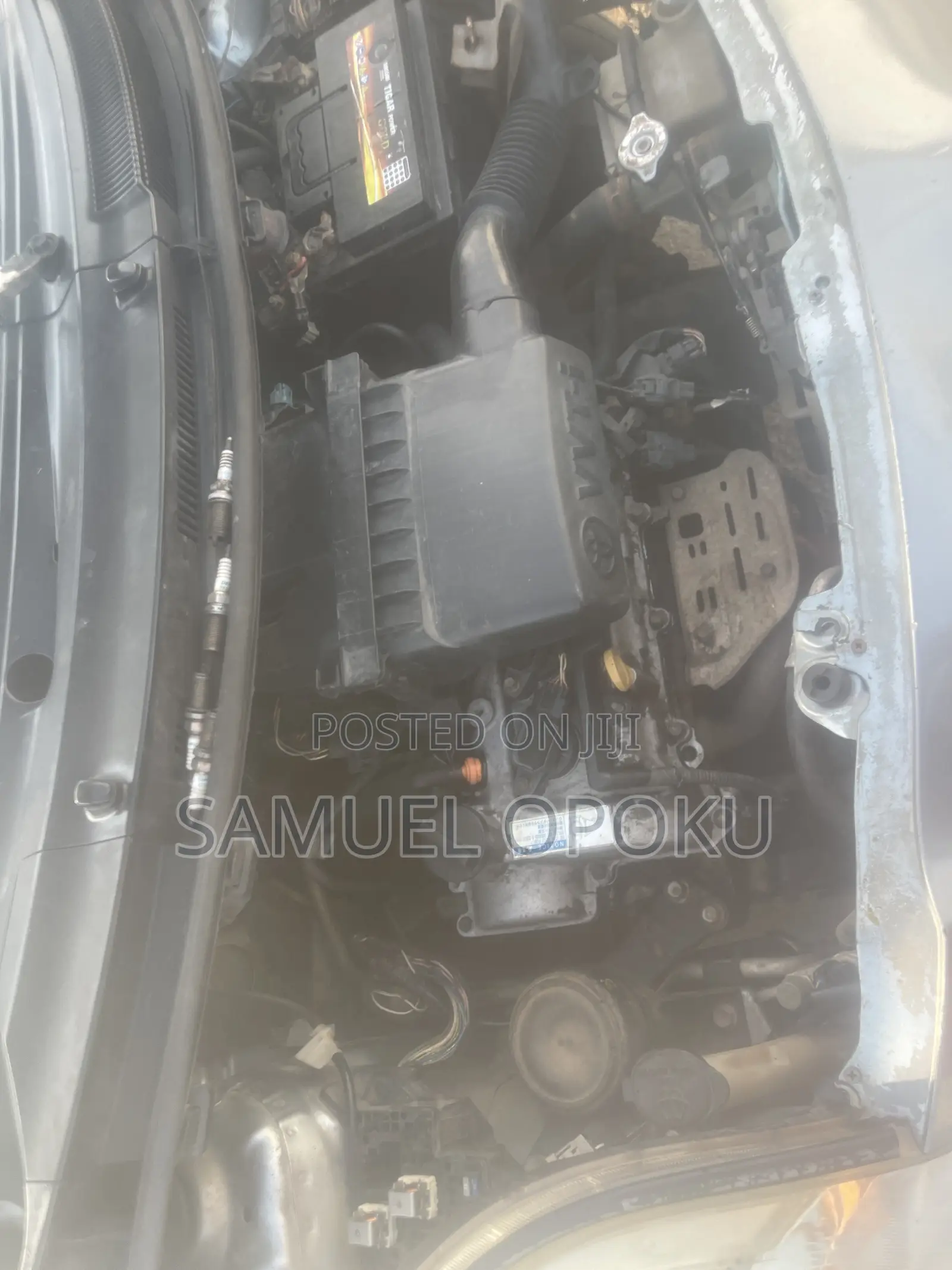 Toyota Vitz 1.3 AWD 3dr 2011 Silver