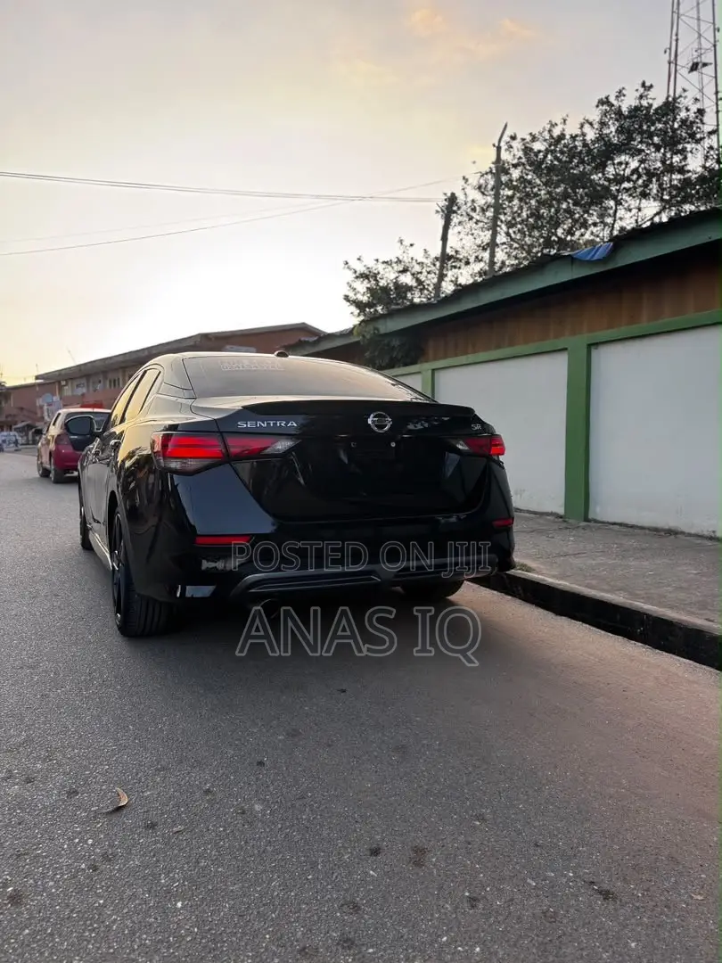 Nissan Sentra SR 2022 Black