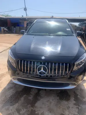Mercedes-Benz GLA 250 2019 Black