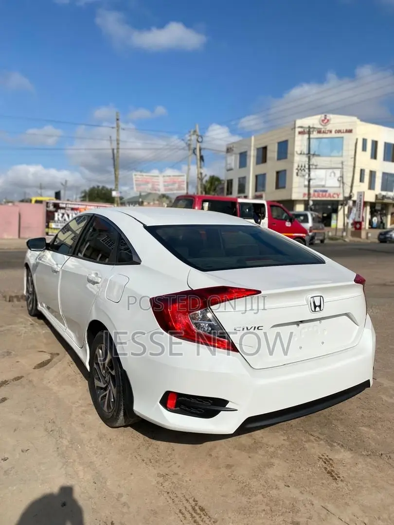 Honda Civic 2017 White