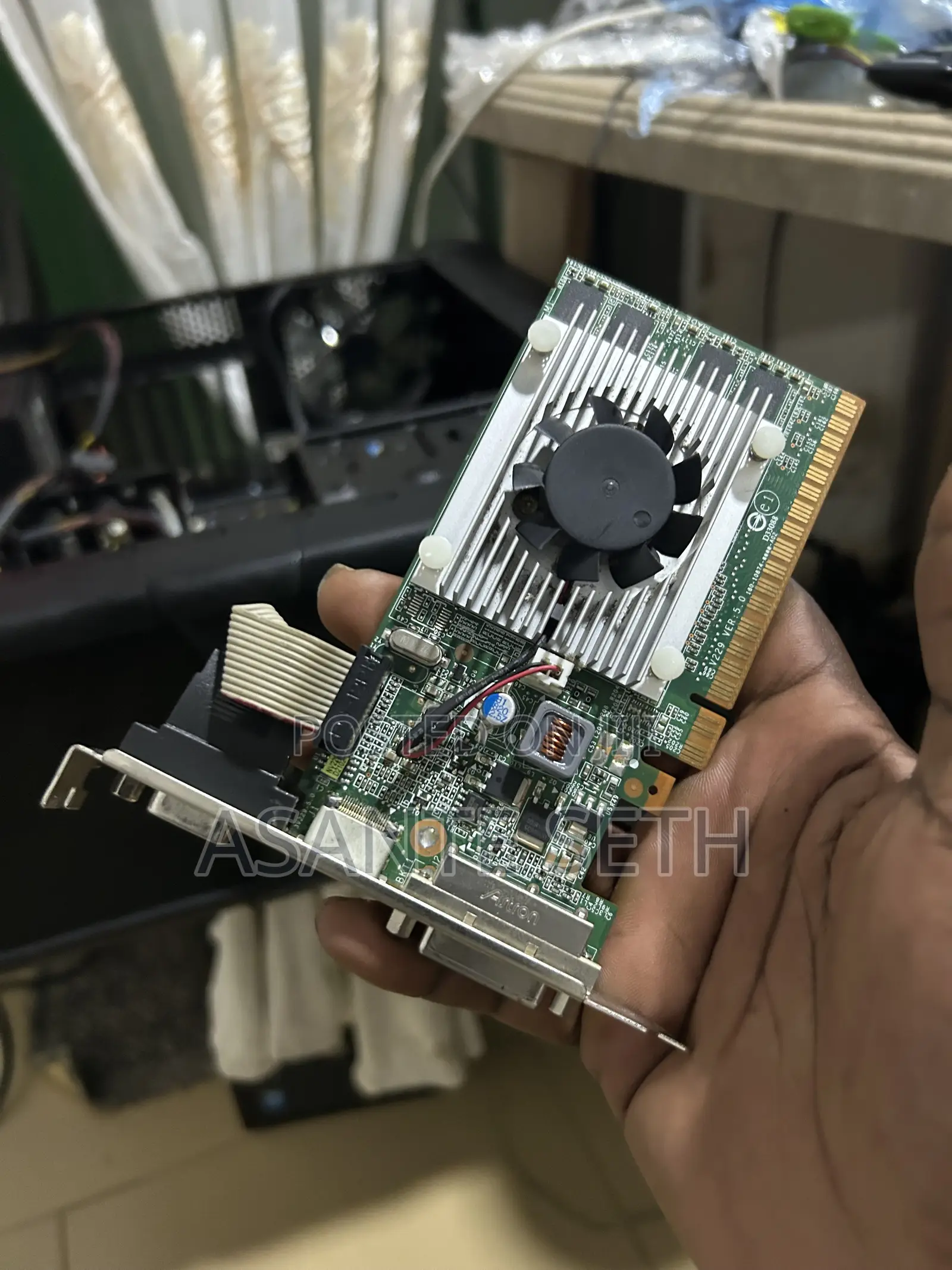Nvidia Gt 405- 512 MB Display Graphics Card