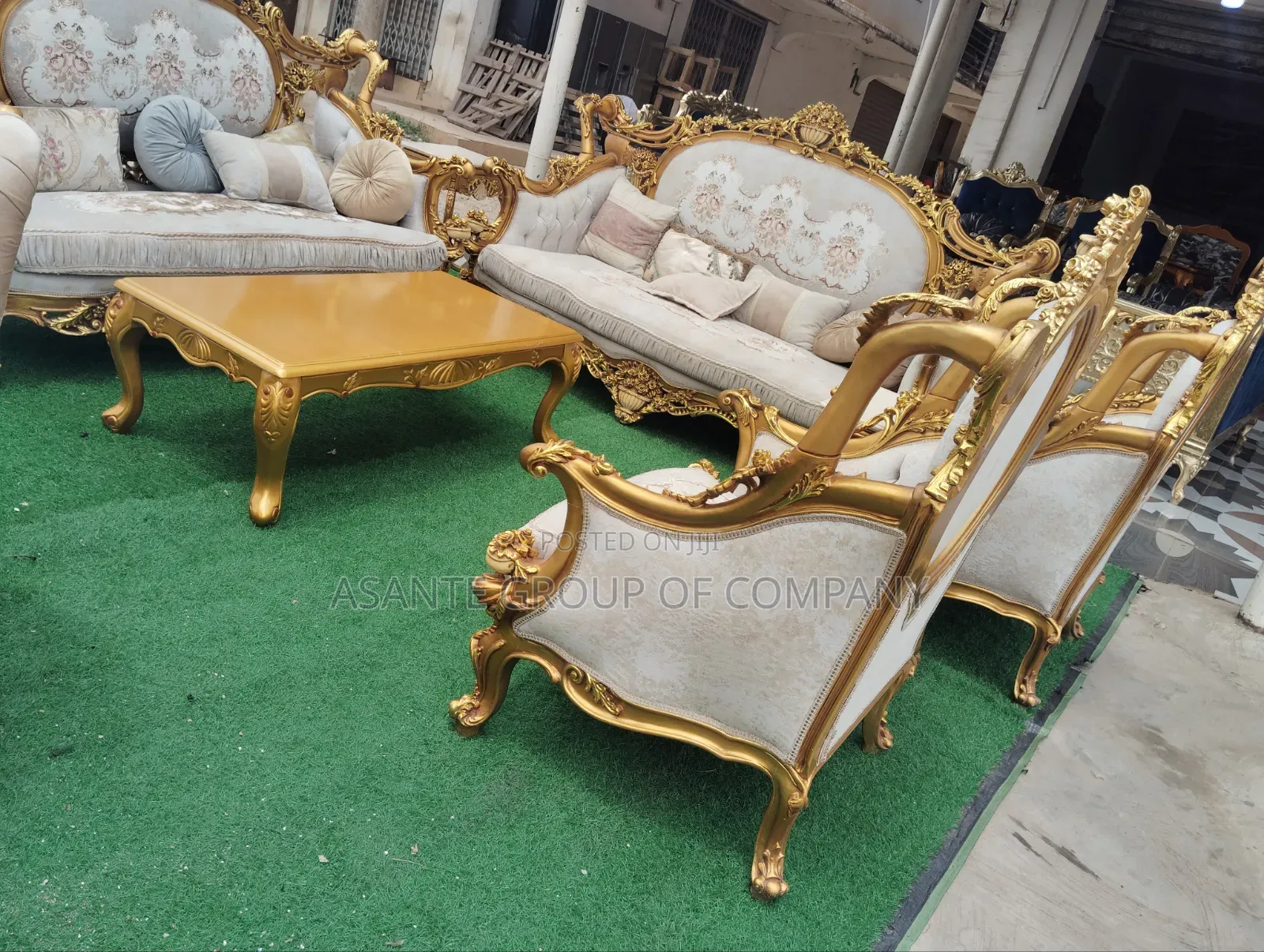 Modern Royal Furniture Set