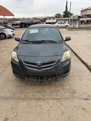 Toyota Yaris 1.5 2007 Gray