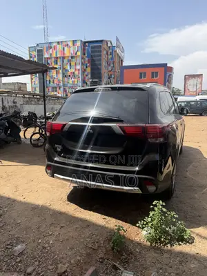 Mitsubishi Outlander Sport ES 2.0 2017 Black