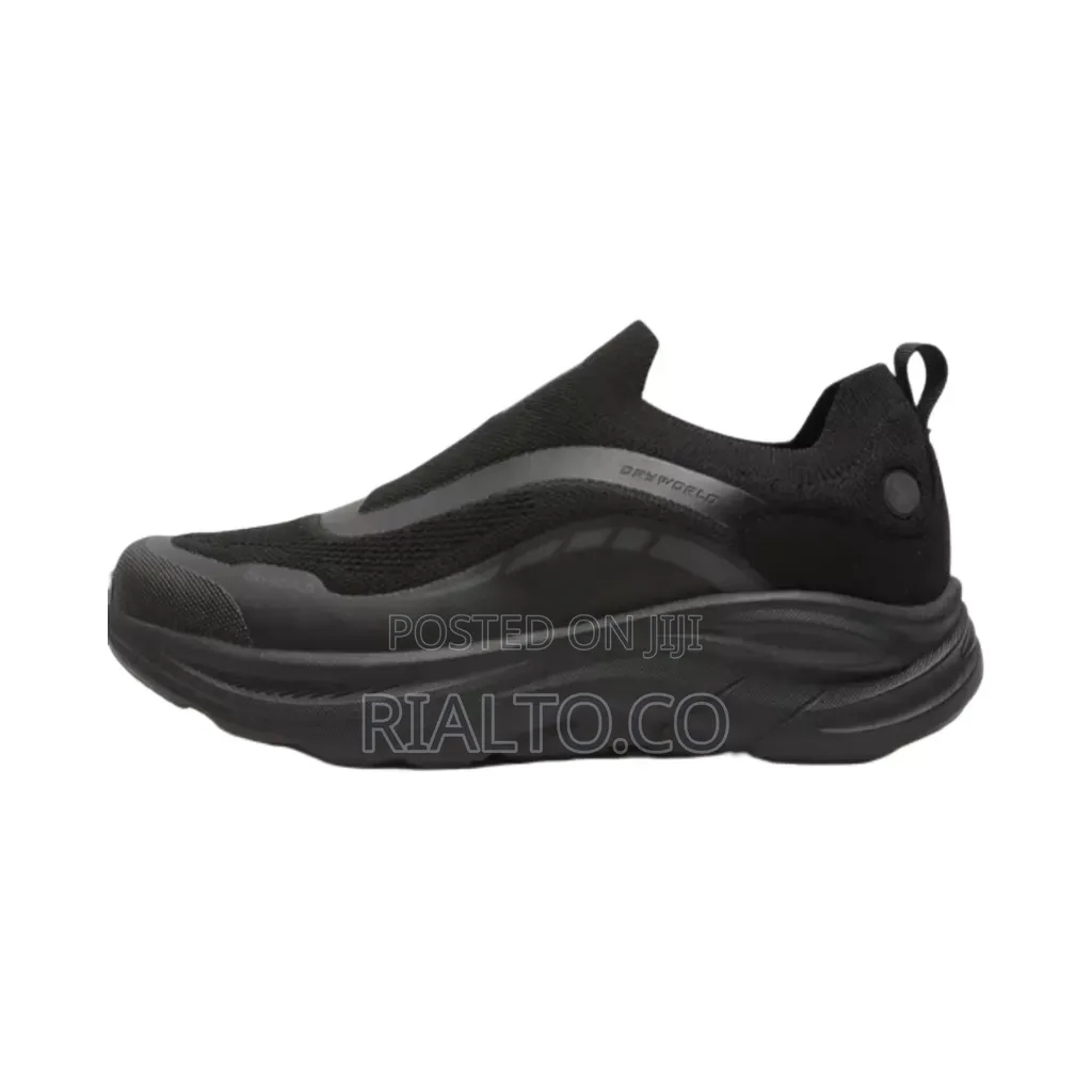 Breathable Knitted Thick Cushion Sole Slip-on Sneaker