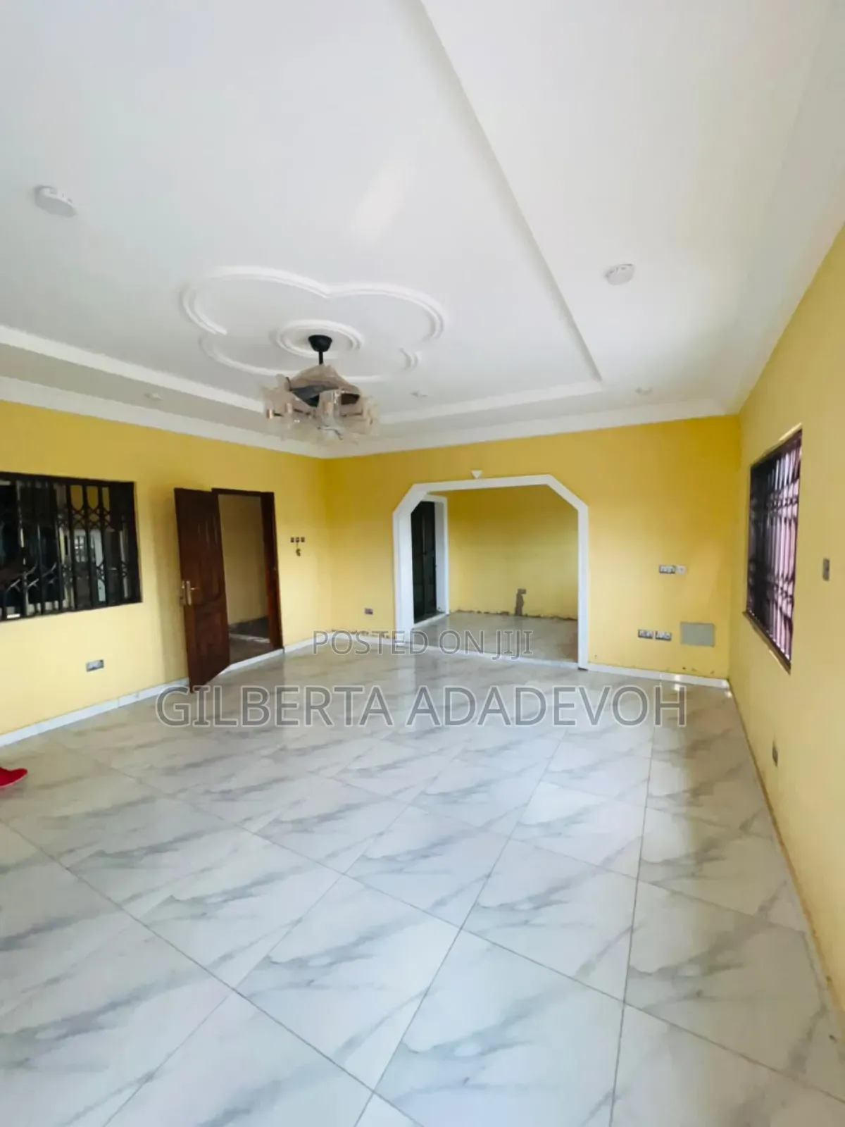 3bdrm House in Oyibi, Police Station for sale